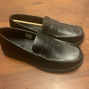 Sperry boys black loafers 5 NEW